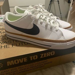 Nike Court Legacy women’s size 10.